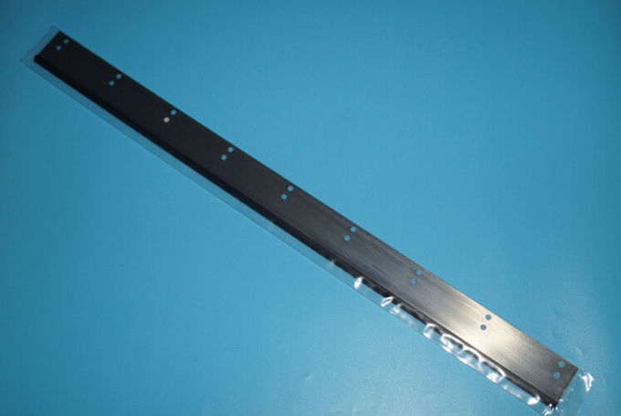 M2.010.403, SM74 PM74 wash up blade,Rubber washup blade,good quality,822570.5mm,18 holes,with 2 rows holes