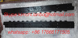 China SM74 impression cylinder pad,13 teeth, SM74 cylinder gripper bar,high quality replacement,length 825mm supplier