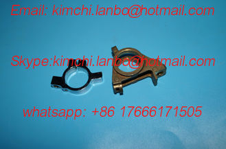 China SM74 clamp piece M2.011.125 M2.011.128 SM74 printing machines spare parts supplier